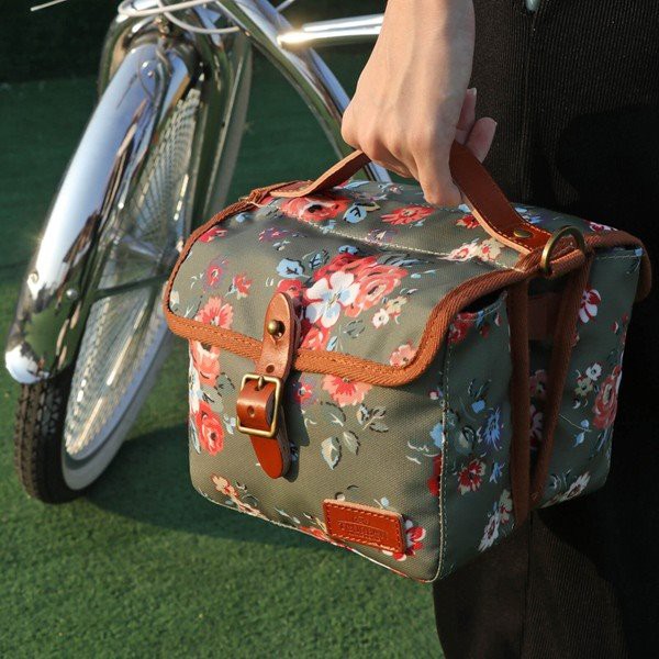 vintage bicycle saddle bags.JPG